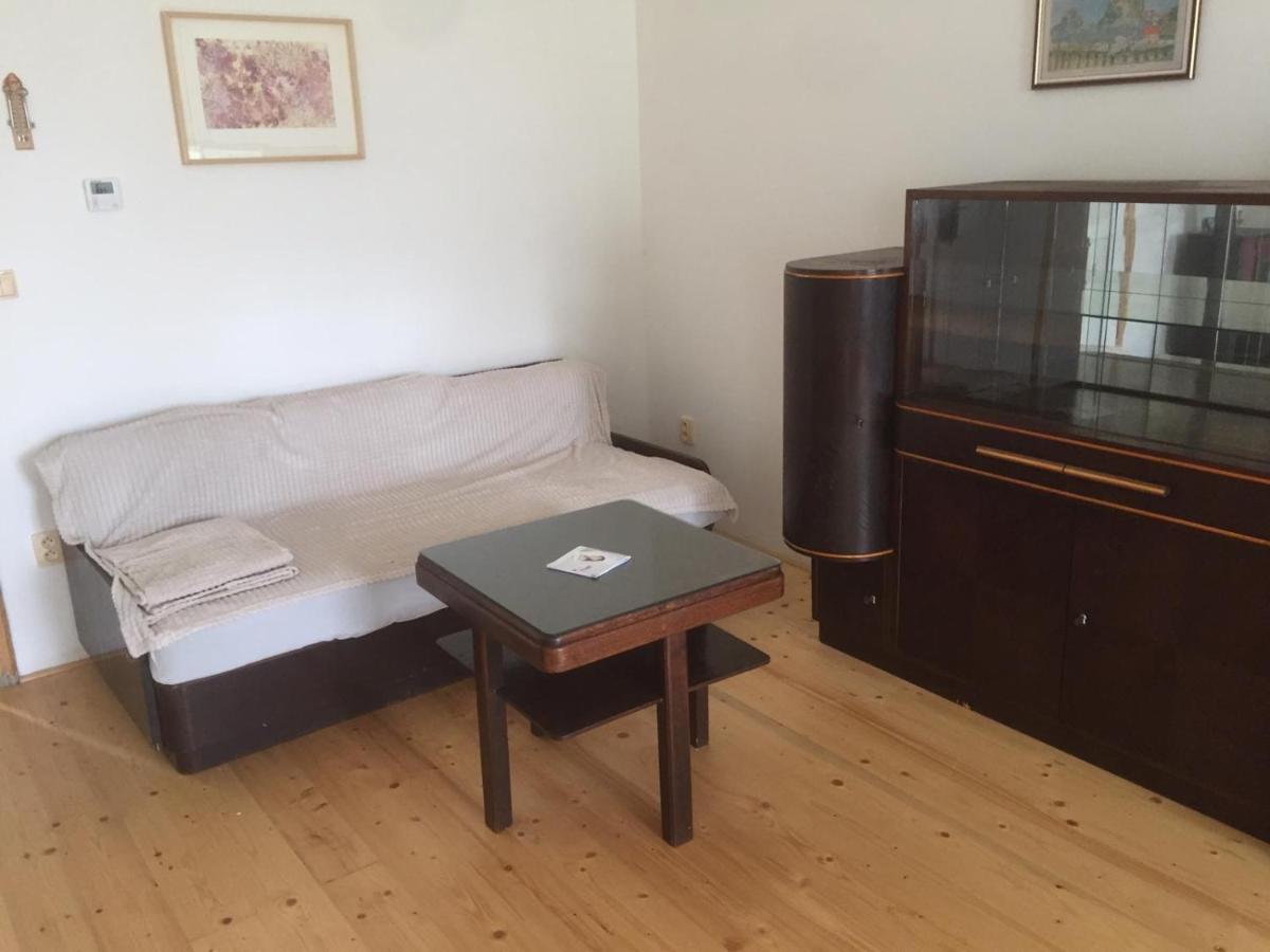 Zamek Dobrohor Aparthotel Eksteriør bilde