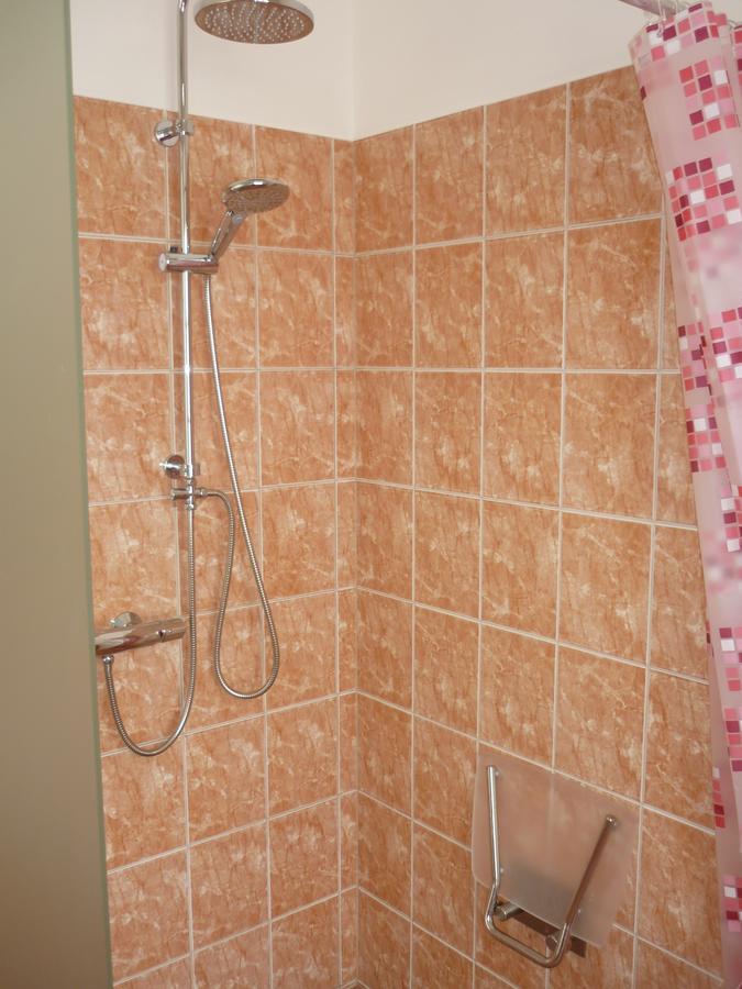 Zamek Dobrohor Aparthotel Eksteriør bilde